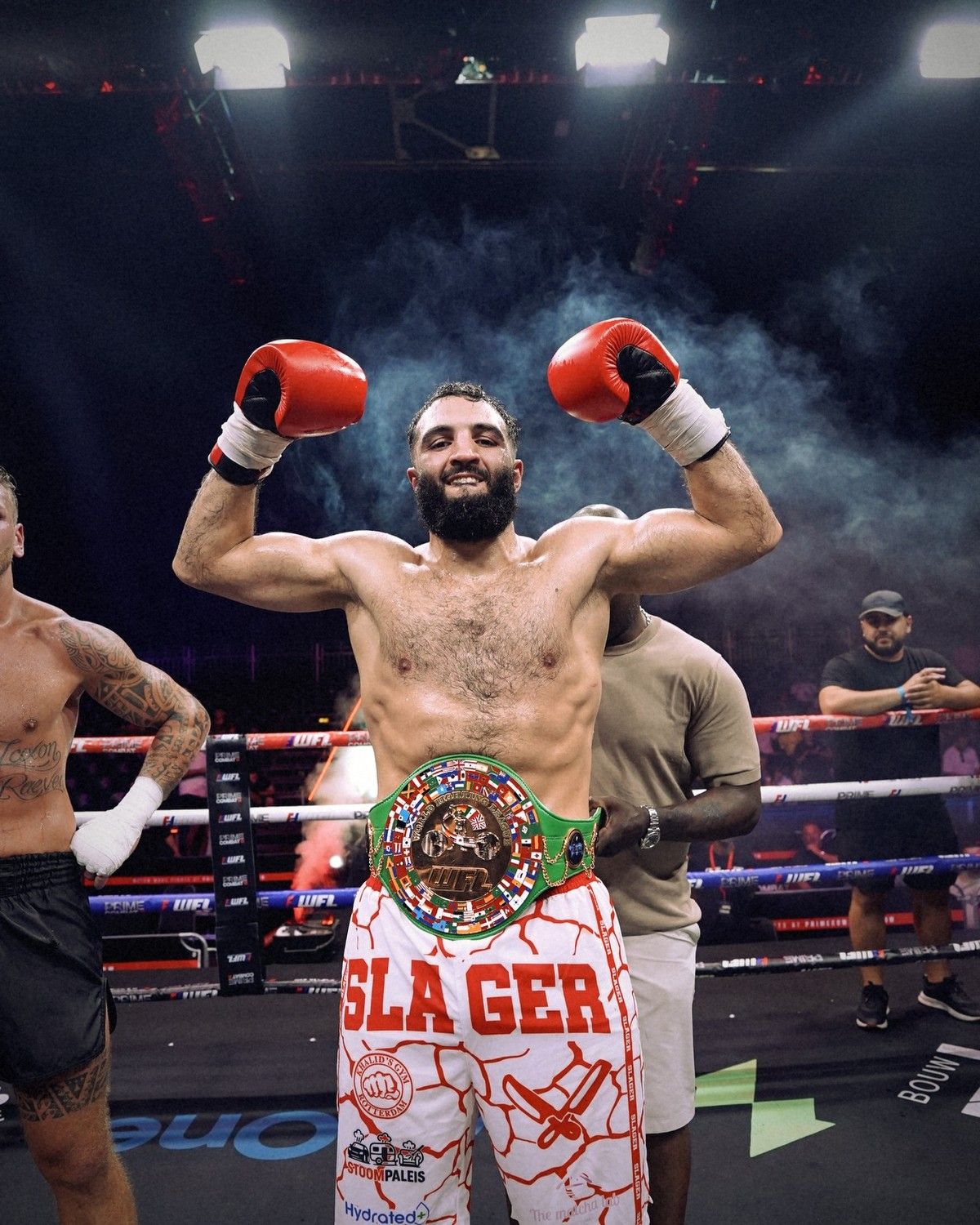 Aimane ‘De Slager’ Latifi viert zijn titelverdediging tijdens Night of Champions, Het Gietijzer Utrecht, 27 juni 2026